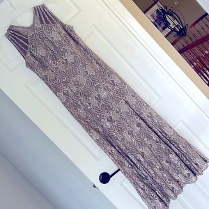 Formal “Mermaid” Style Dress (Petite) Fits like 8P